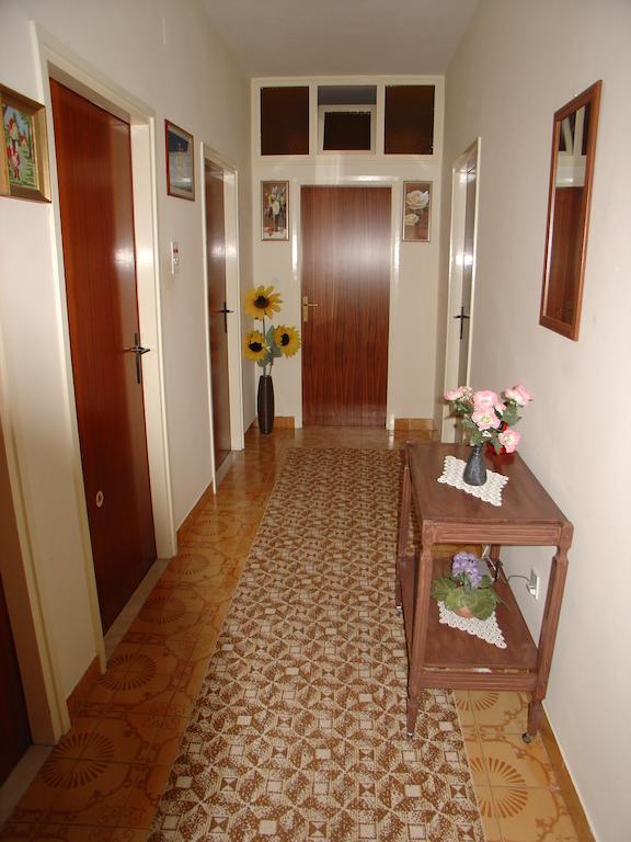 Apartment Tomy Trogir Ngoại thất bức ảnh