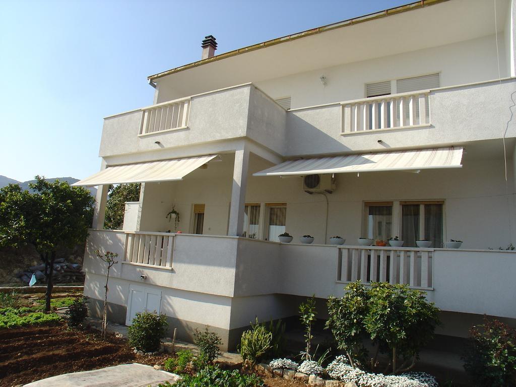Apartment Tomy Trogir Ngoại thất bức ảnh