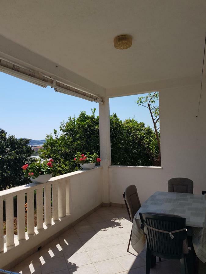 Apartment Tomy Trogir Ngoại thất bức ảnh